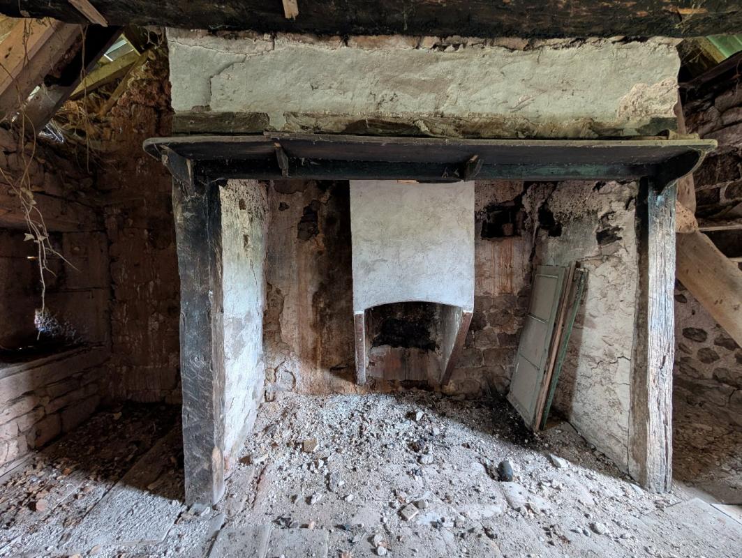 maison a renover in Nauviale, Aveyron, France