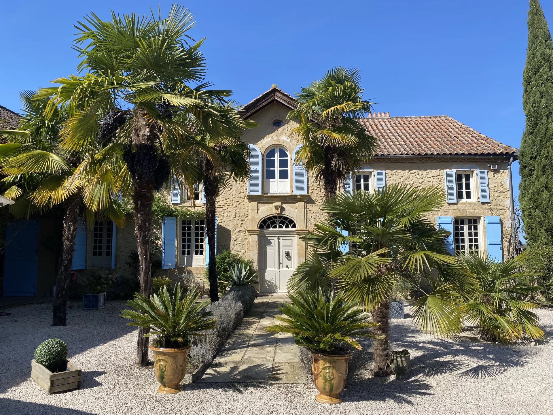 Exceptional Estate on 4.5 Hectares – A Rare Opportunity, Midi-Pyrénées – France – BVI74398