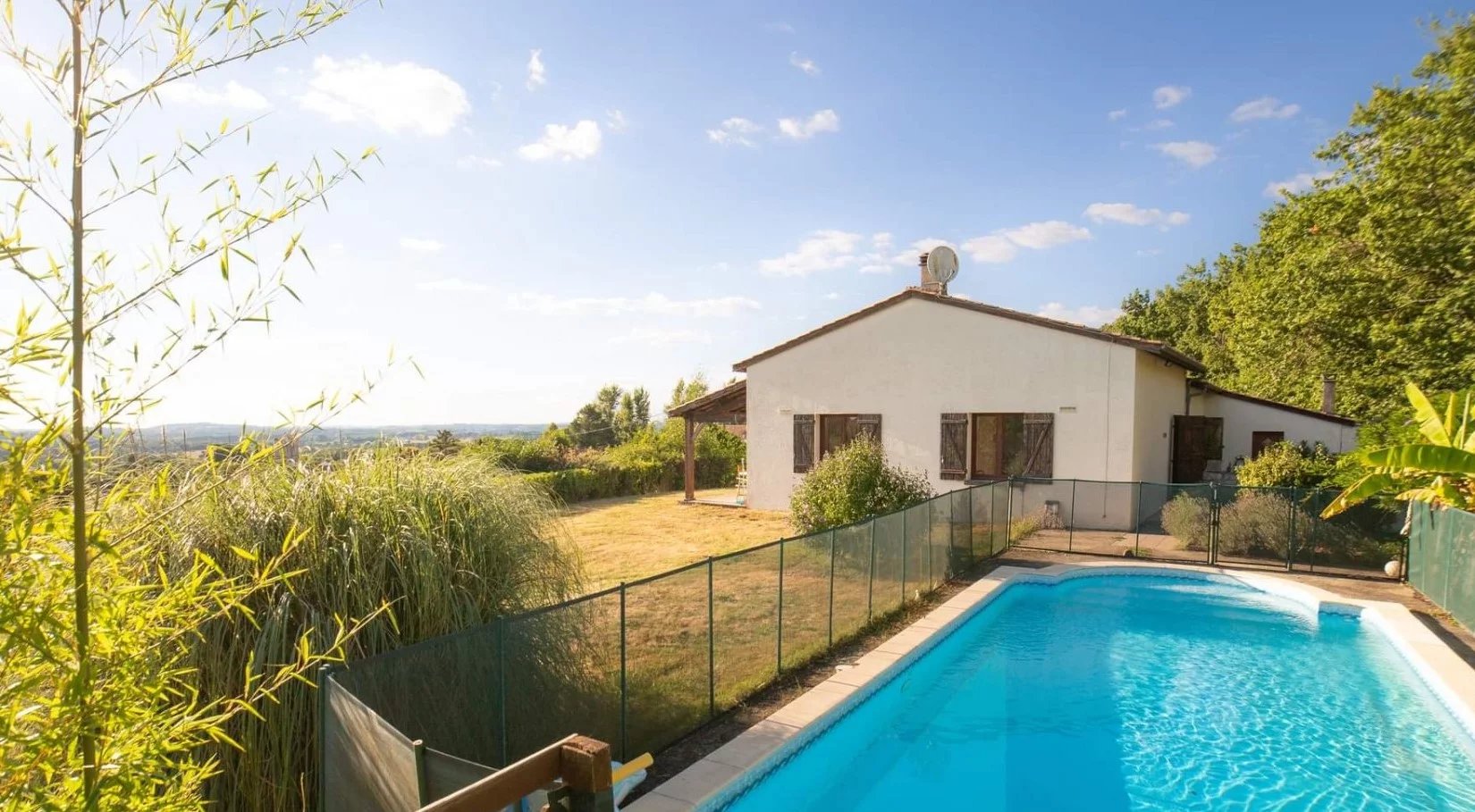 4 bedroom house with pool and view over the countryside, Aquitaine – France – BVI62602