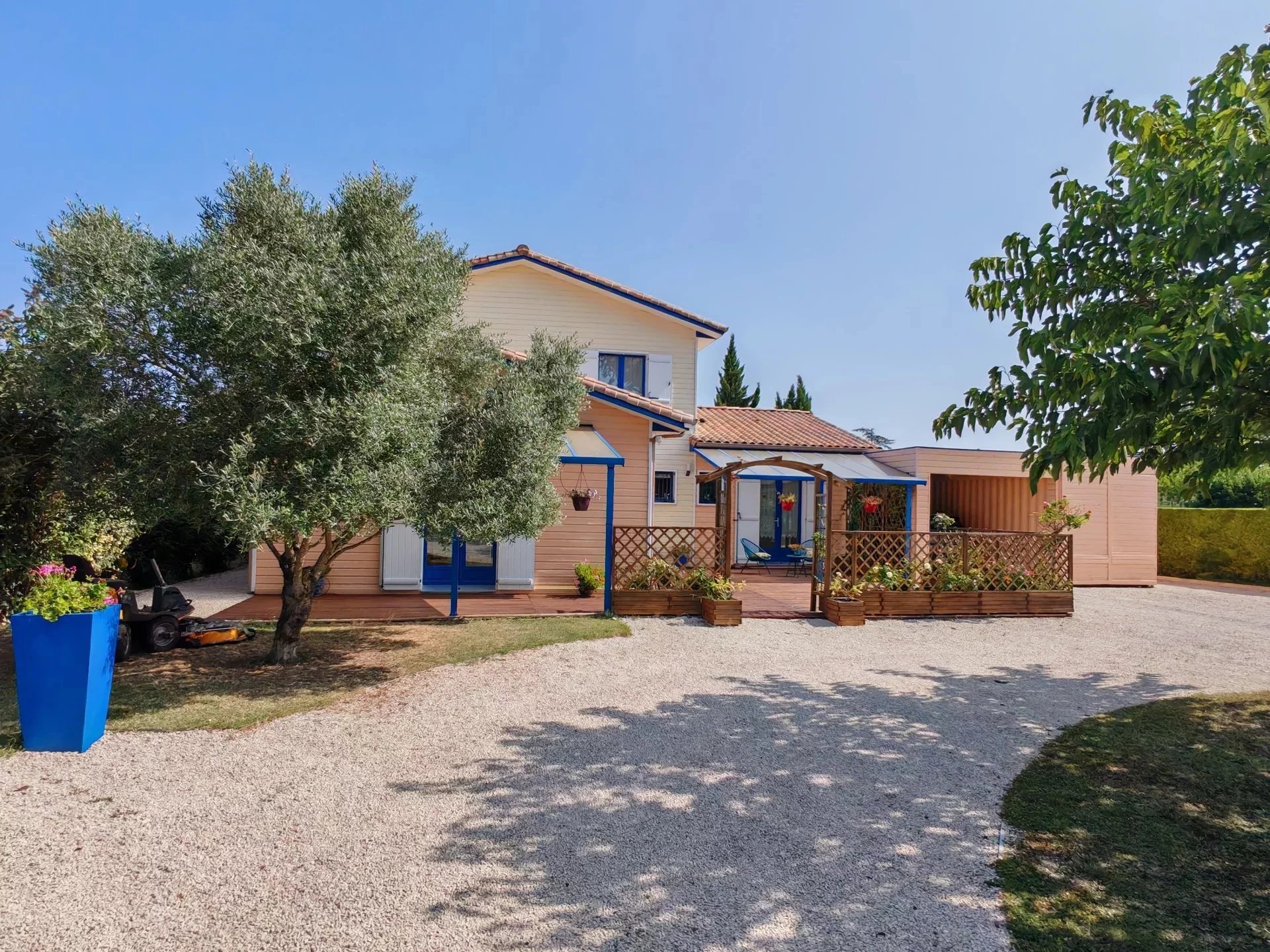 Charming wooden property with pool and scenic gardens, Poitou-Charentes – France – BVI79510