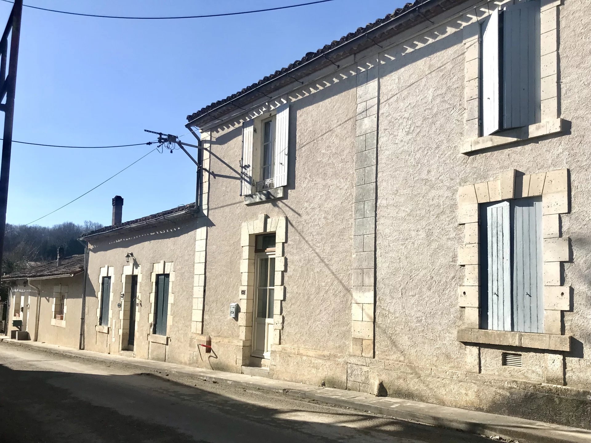 Pretty village house with garden, Poitou-Charentes – France – BVI62703