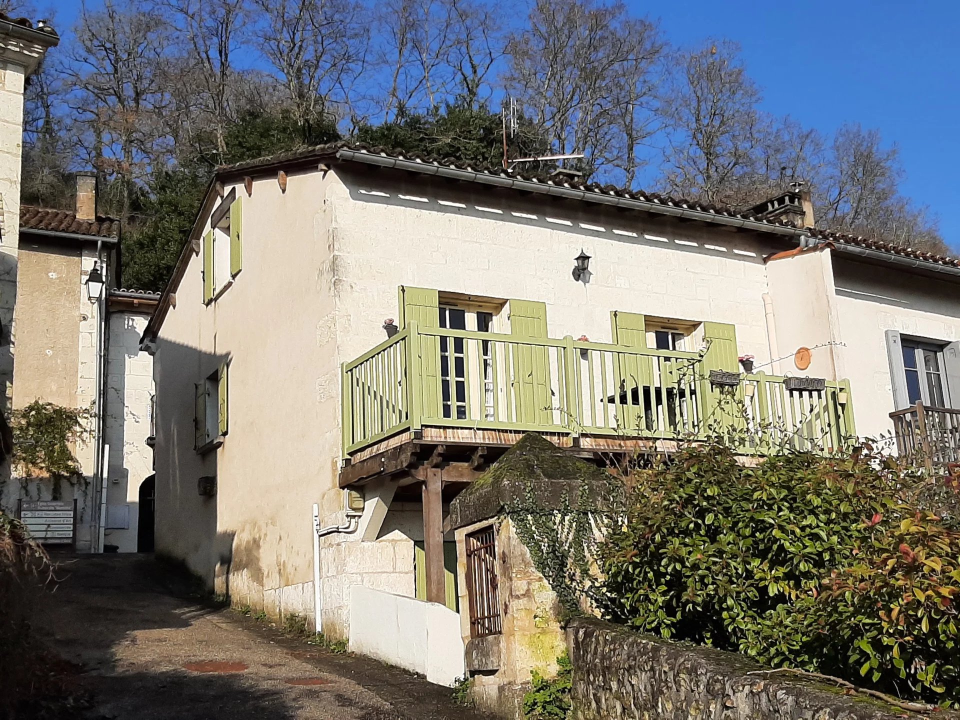 Well appointed village house with sunny balcony overlooking the river, Poitou-Charentes – France – BVI73328
