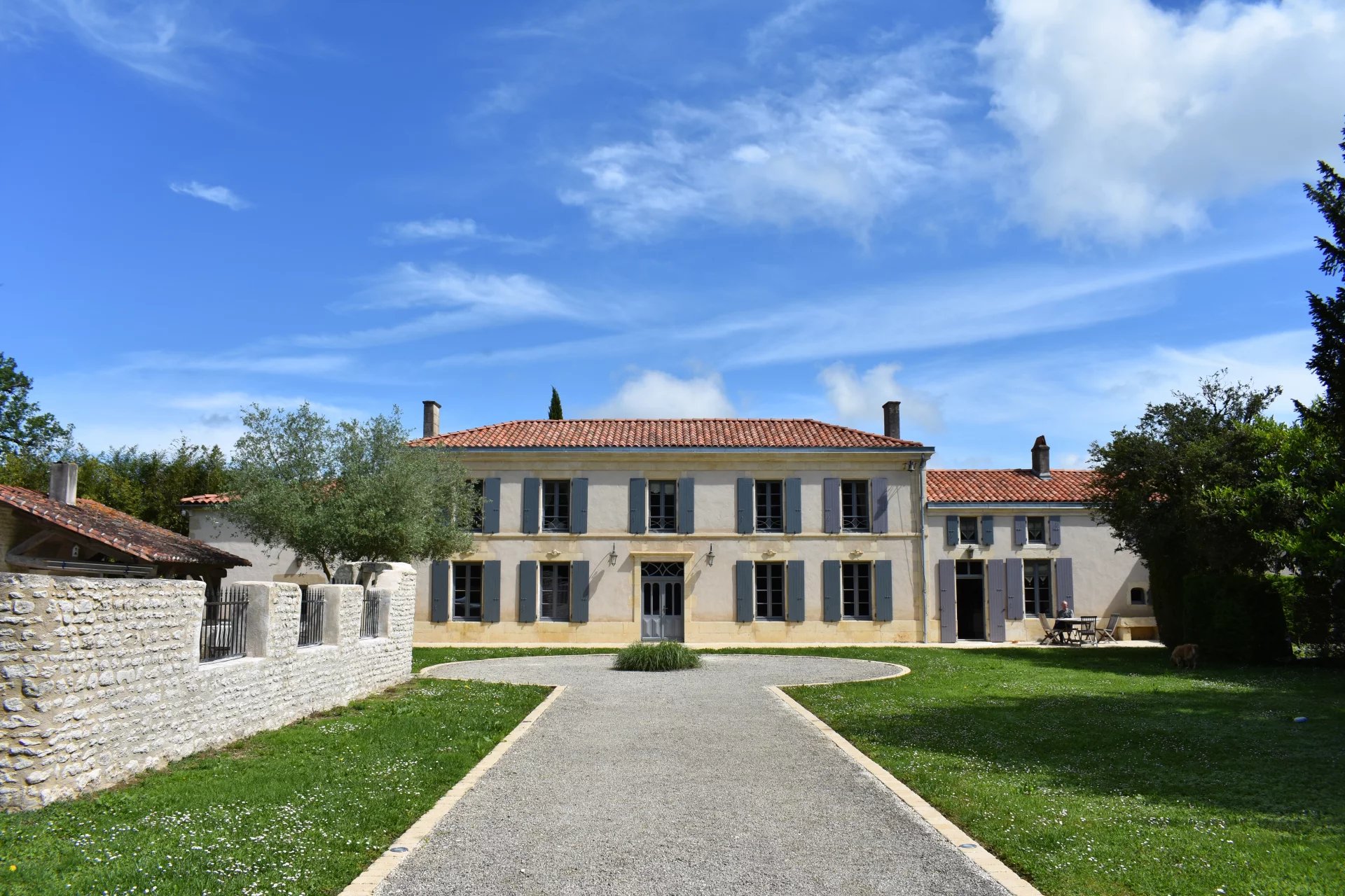 1 hour from La Rochelle, fabulous 18th century estate, Poitou-Charentes – France – BVI71712