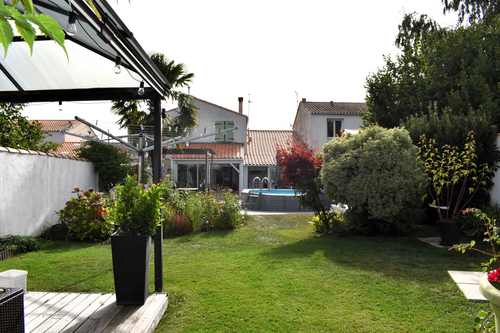 Quiet area with parking, pool and La Rochelle with walking distance!, Poitou-Charentes – France – BVI72041