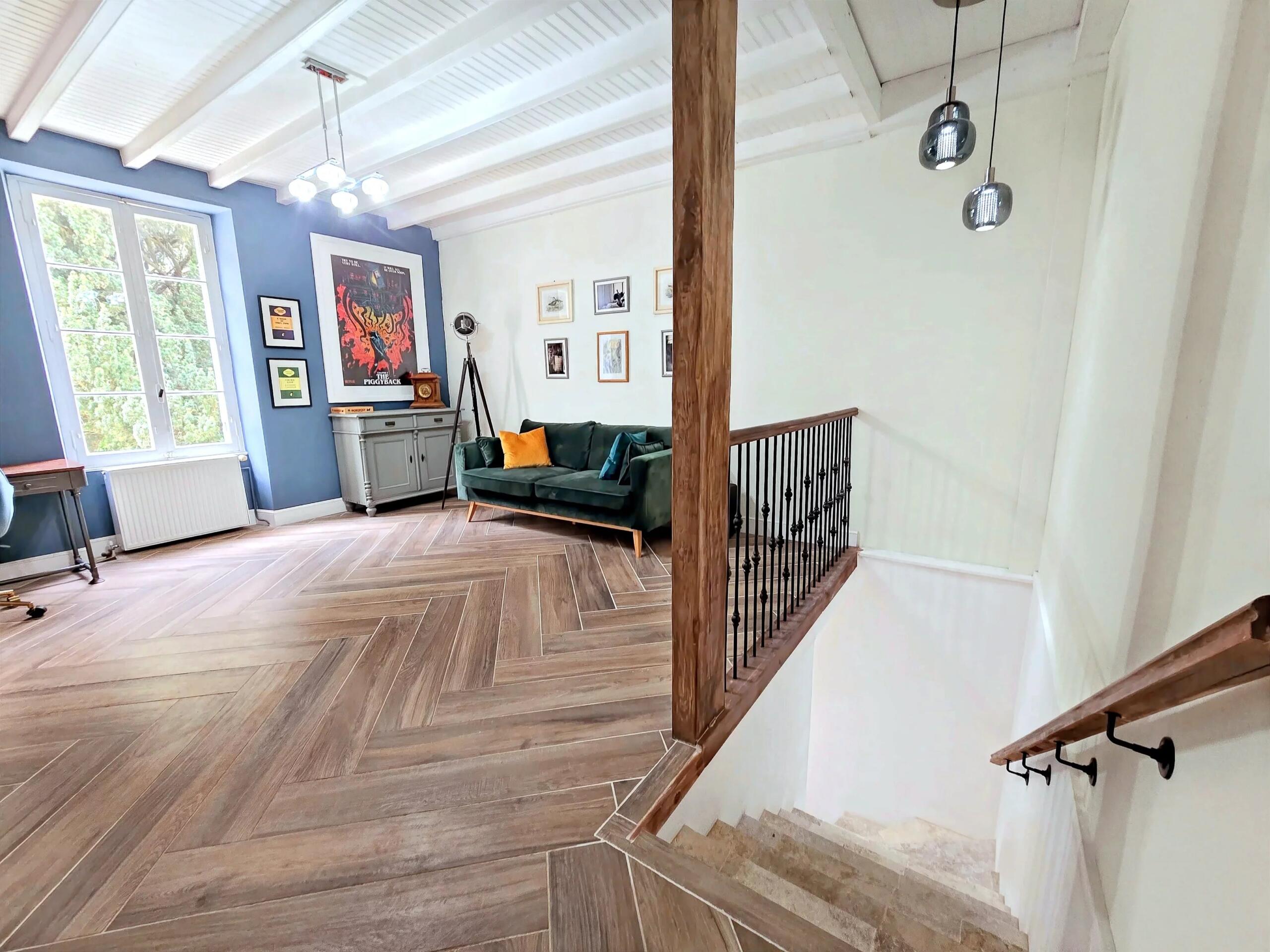 Elegant Manor House with Pool and Panoramic Views, Aquitaine – France – BVI79232