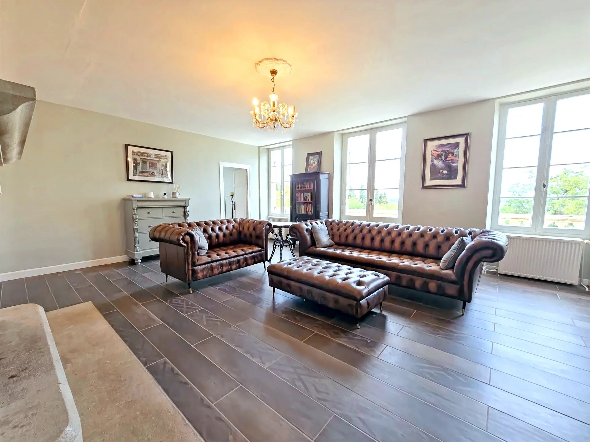 Elegant Manor House with Pool and Panoramic Views, Aquitaine – France – BVI79232