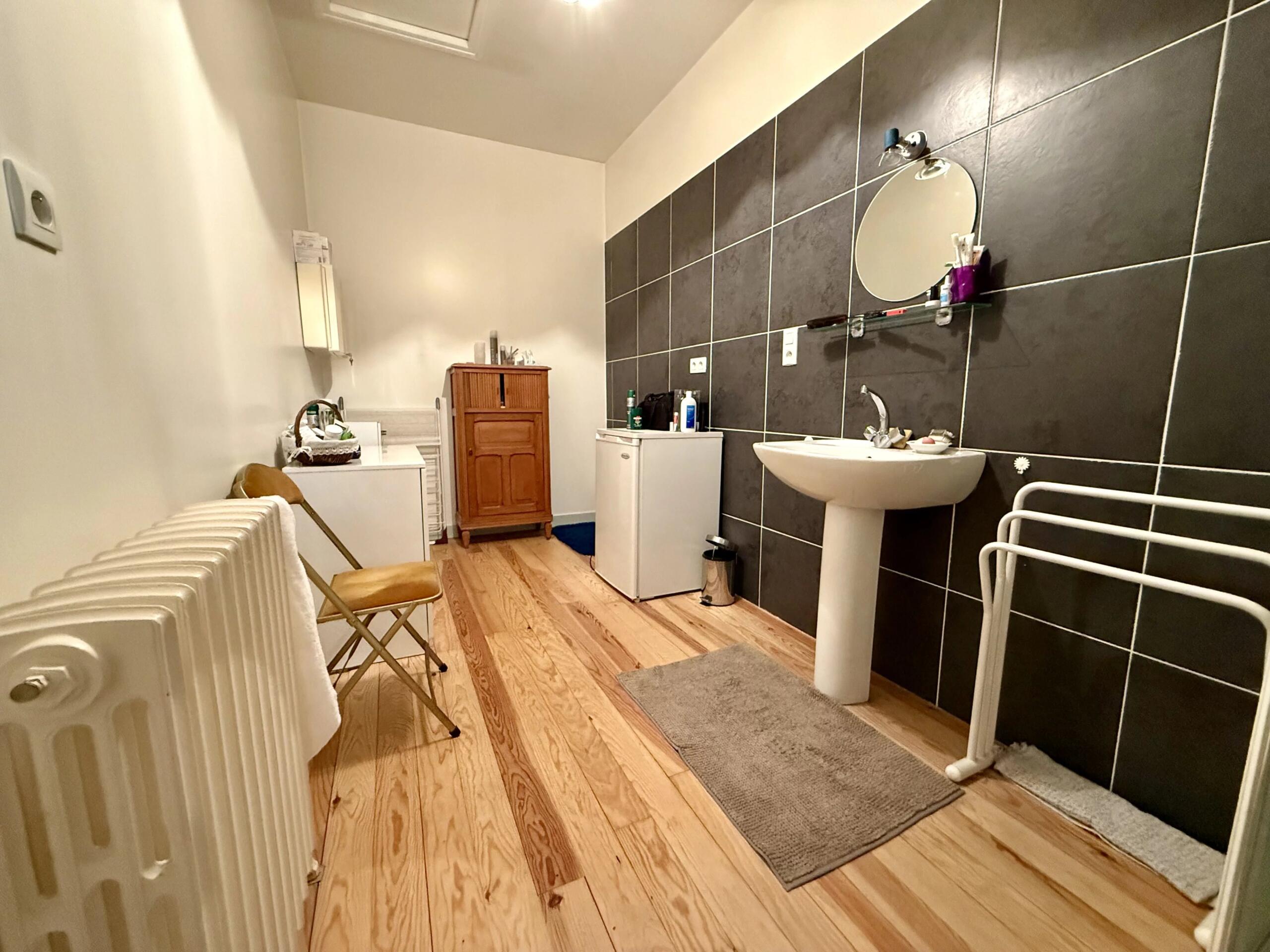 Charming Home in the bastide of Sainte-Foy-la-Grande – Steps from the Dordogne and amenities, Aquitaine – France – BVI80719