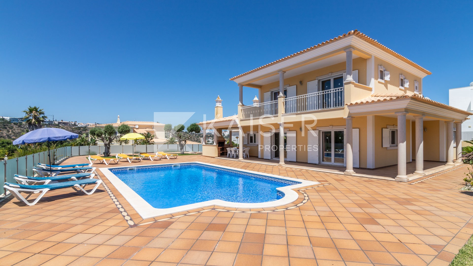 4 bedroom Villa house in Albufeira, Portugal – KP.972