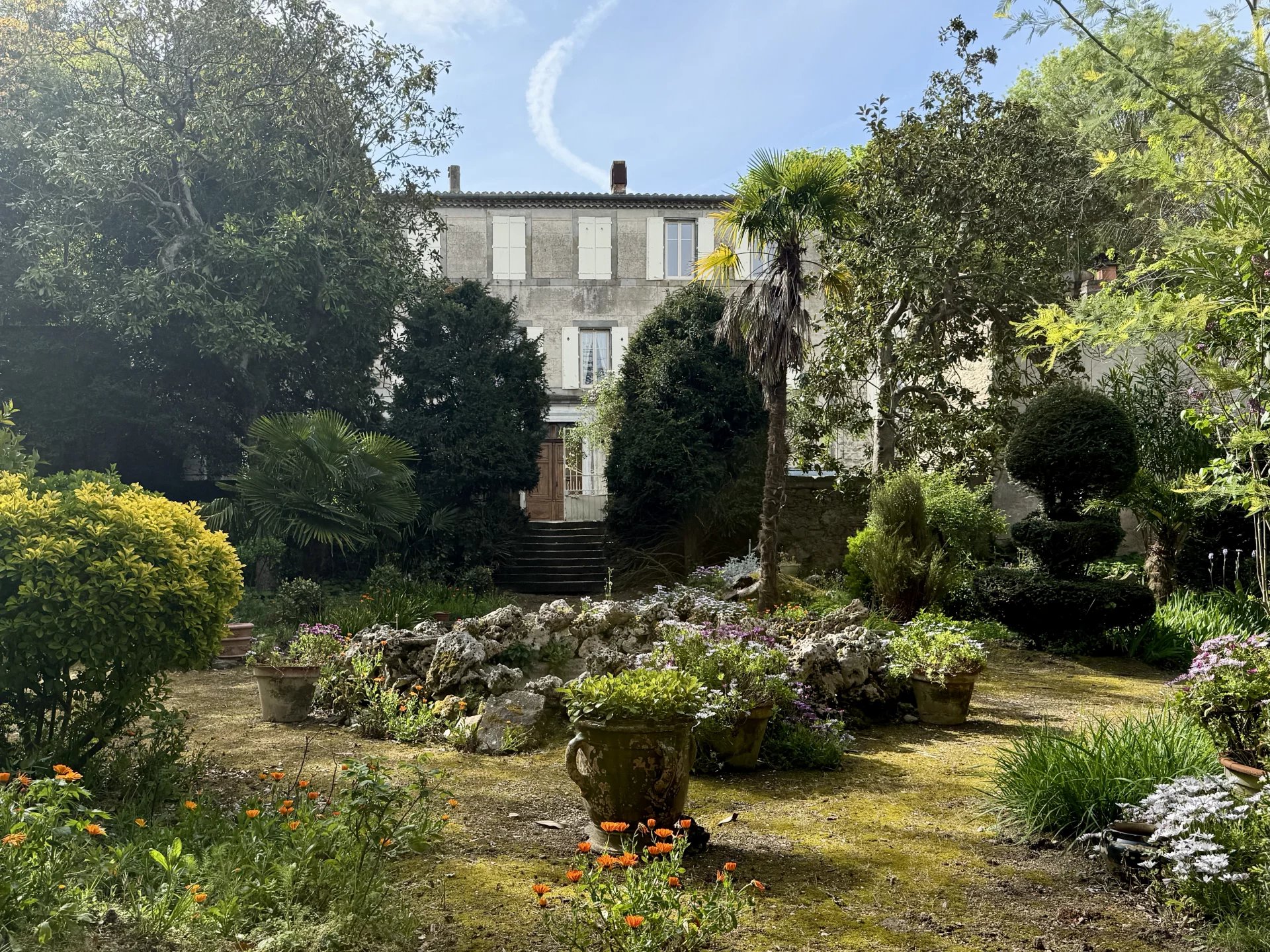 18th-Century Manor with Independent Cottages, Languedoc-Roussillon – France – BVI80605