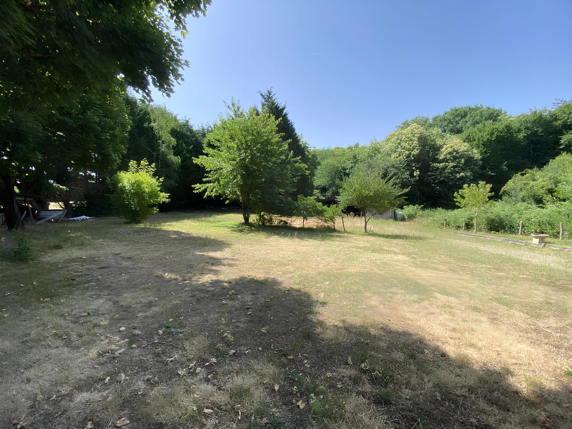 Single-Storey House in a Peaceful Setting with Large Garden, Poitou-Charentes – France – BVI81645