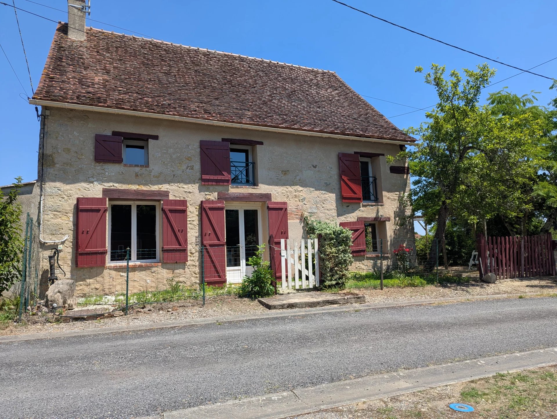 Delightful 3 bedroom character cottage in the Indre (36), Poitou-Charentes – France – BVI80798