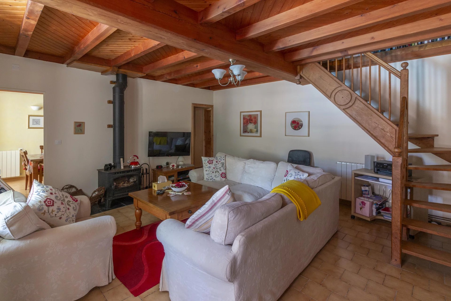 Charming 3-bedroom village house with pool near Jarnac, Poitou-Charentes – France – BVI81448