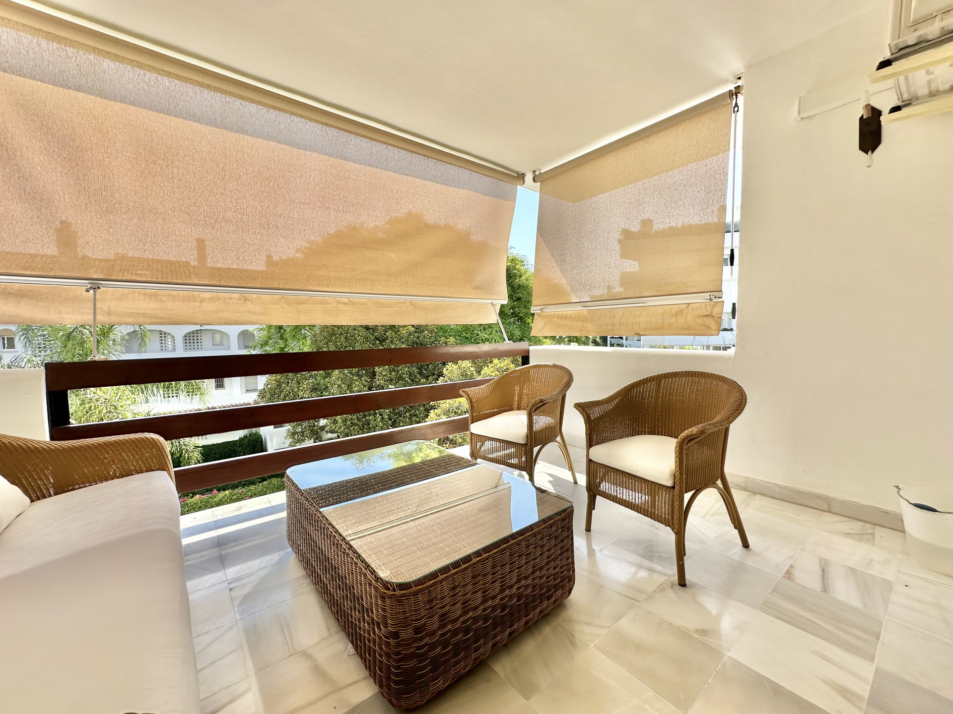 3 bedroom Apartment in San Pedro De Alcantara, Malaga, Spain – 428-04654P