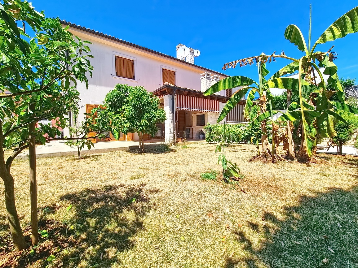 3 bedroom villa in Malinska-Dubašnica, Croatia – 103428