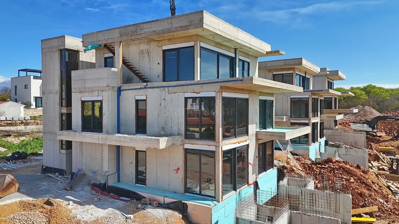 3 bedroom apartment in Omišalj, Croatia – 103369