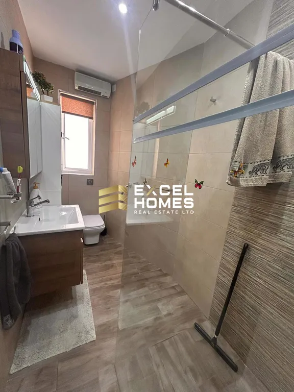 2 bedroom Penthouse in Santa Venera, Malta – 63360