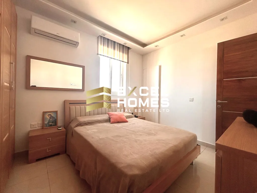 2 bedroom Penthouse in Santa Venera, Malta – 63360