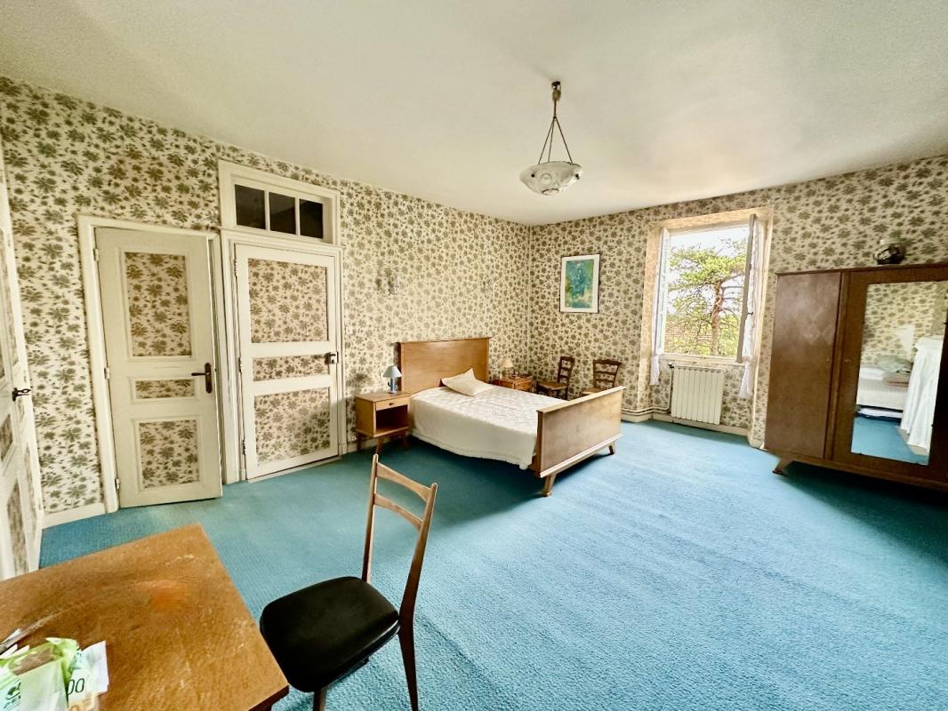 4 bedroom maison in Cressensac, Lot, France