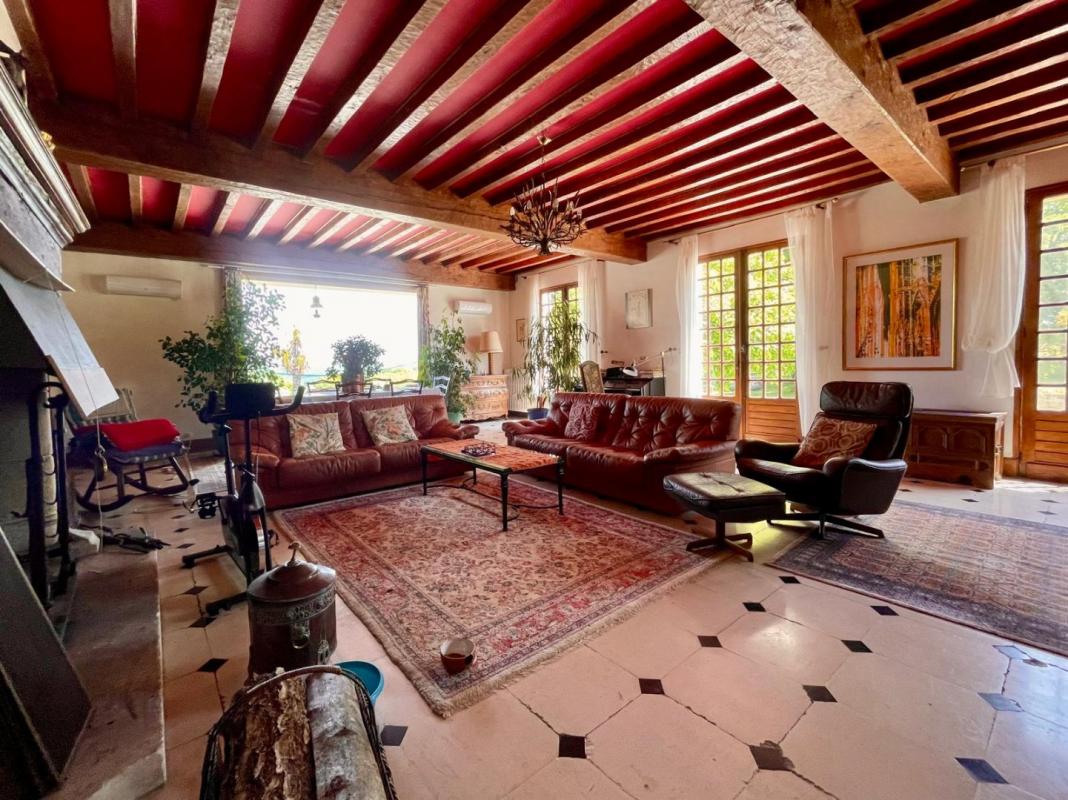 5 bedroom maison in Mielan, Gers, France