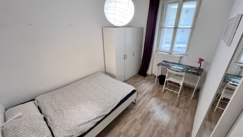 Cozy Central Room near Blaha Lujza