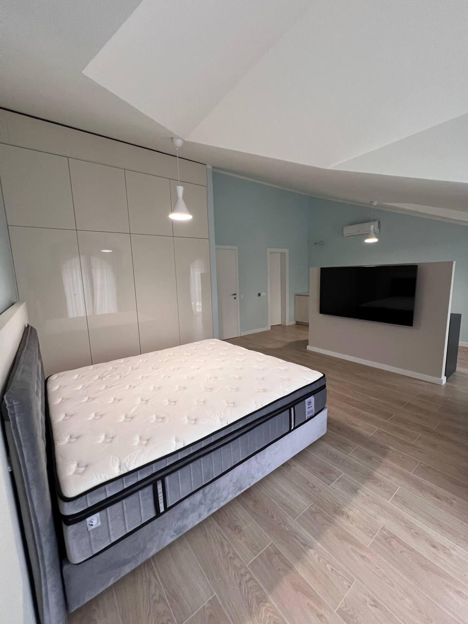 4 bedroom House in Lastva, Montenegro – CMM53003