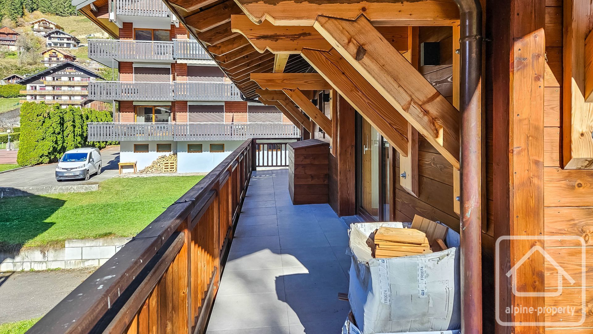 A Stunning Duplex 4 Bedroom Apartment Located Close To The Pistes And The Centre Of La Chapelle D’Abondance. – APPTDESETOILES