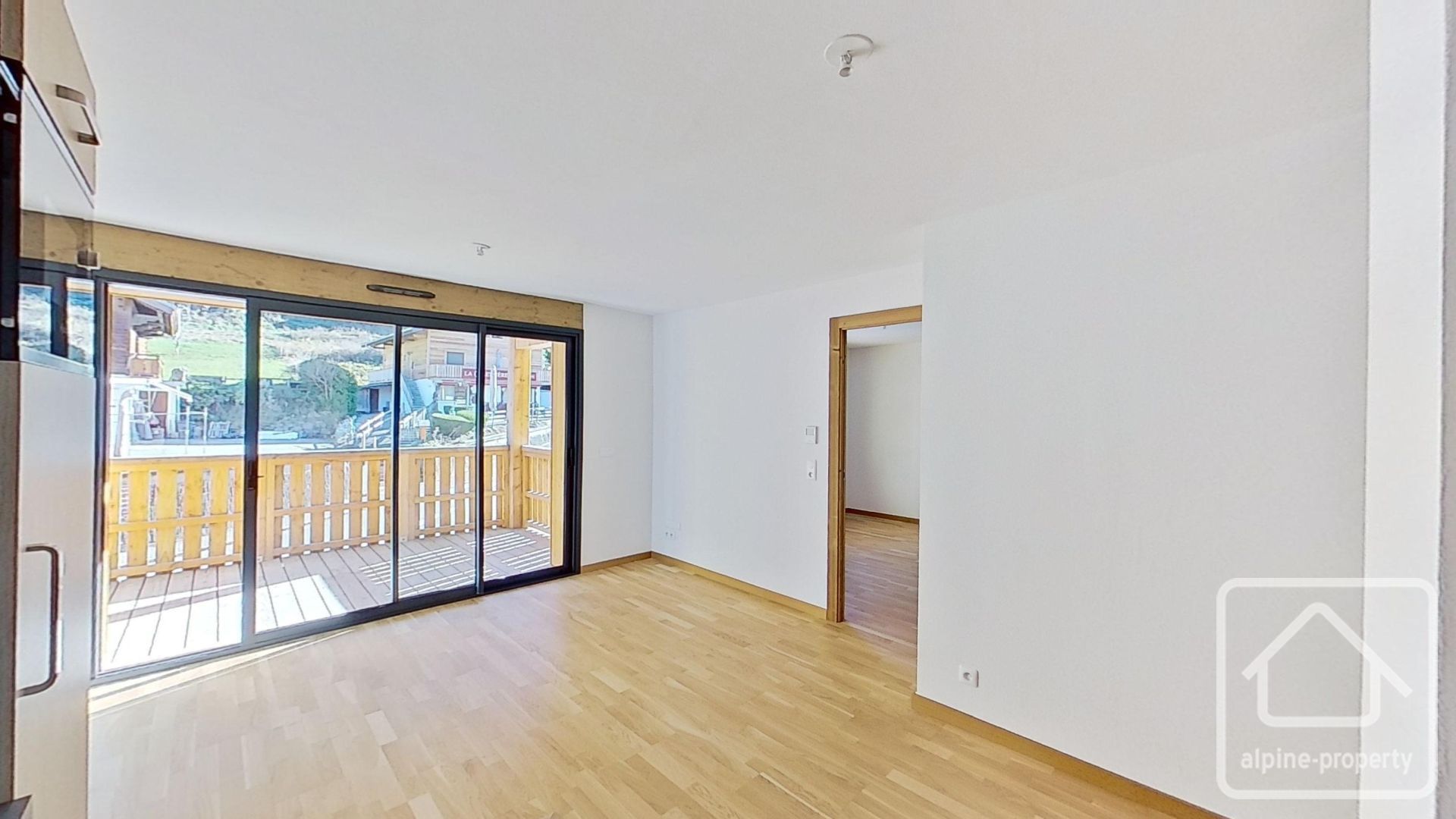 A Rare Opportunity To Acquire A Brand New Apartment Right In The Centre Of Chatel. – APPTSOLDANELLES2A13