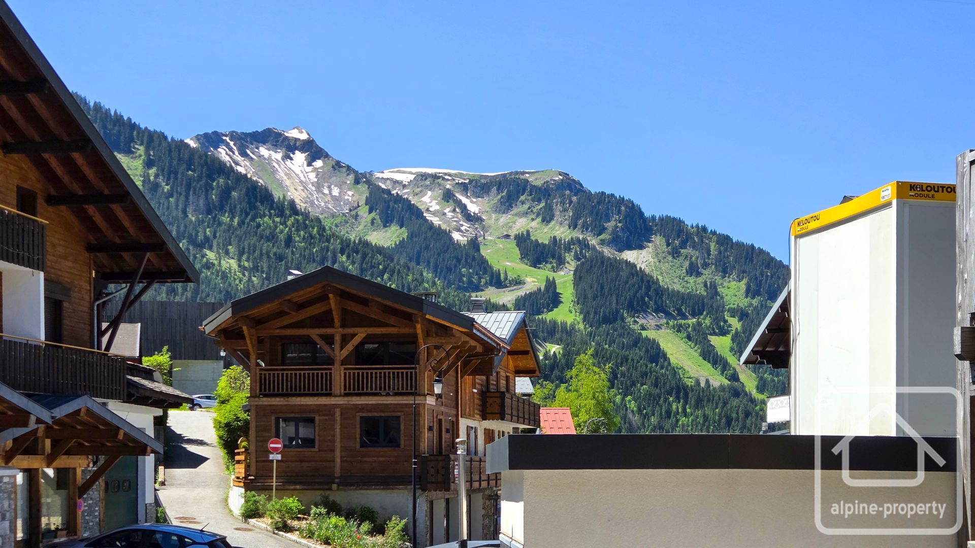 A Rare Opportunity To Acquire A Brand New Apartment Right In The Centre Of Chatel. – APPTSOLDANELLESB5