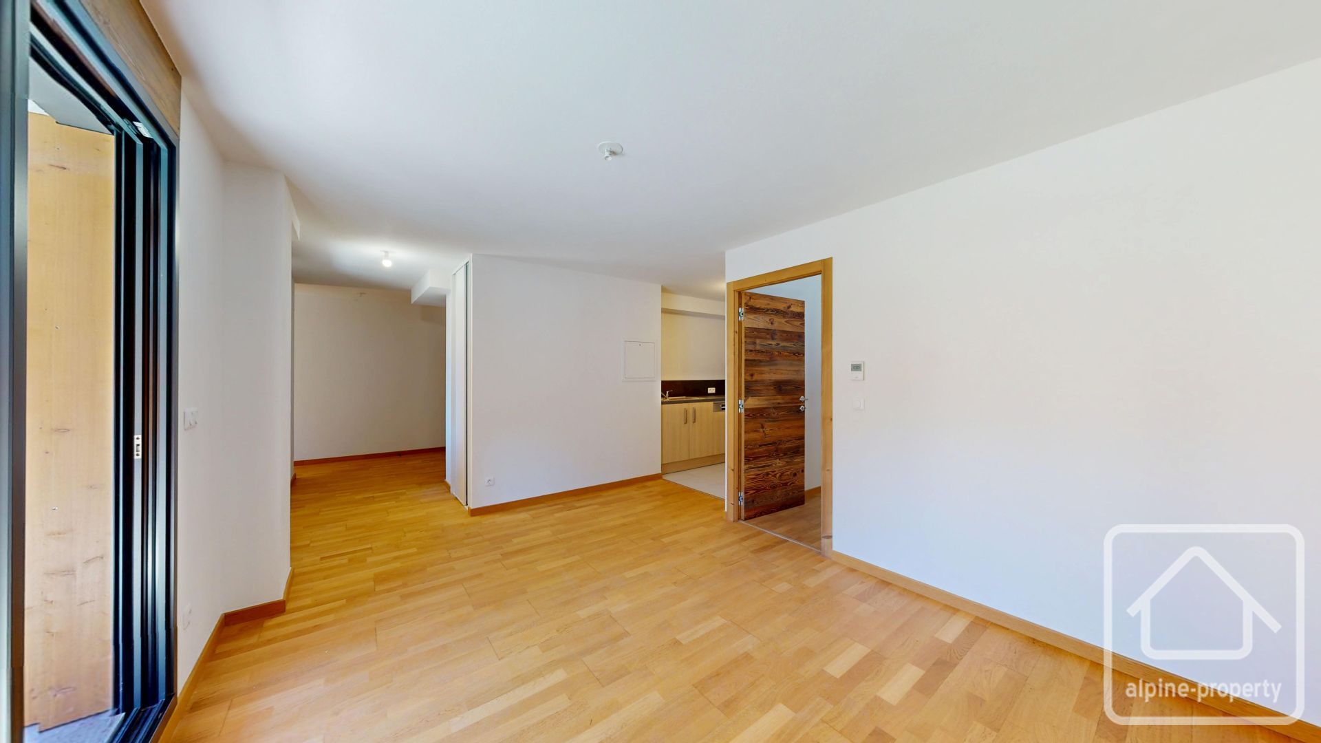 A Rare Opportunity To Acquire A Brand New Apartment Right In The Centre Of Chatel. – APPTSOLDANELLESB5