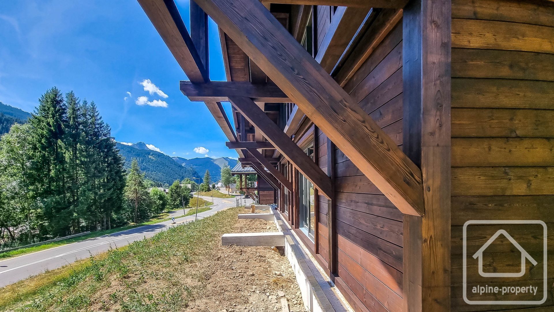 A Spacious And Brand New Chalet, Built To The Highest Of Standards And With An Exceptional Energy Efficiency Rating. – CHALETCHAMPCROCUSB