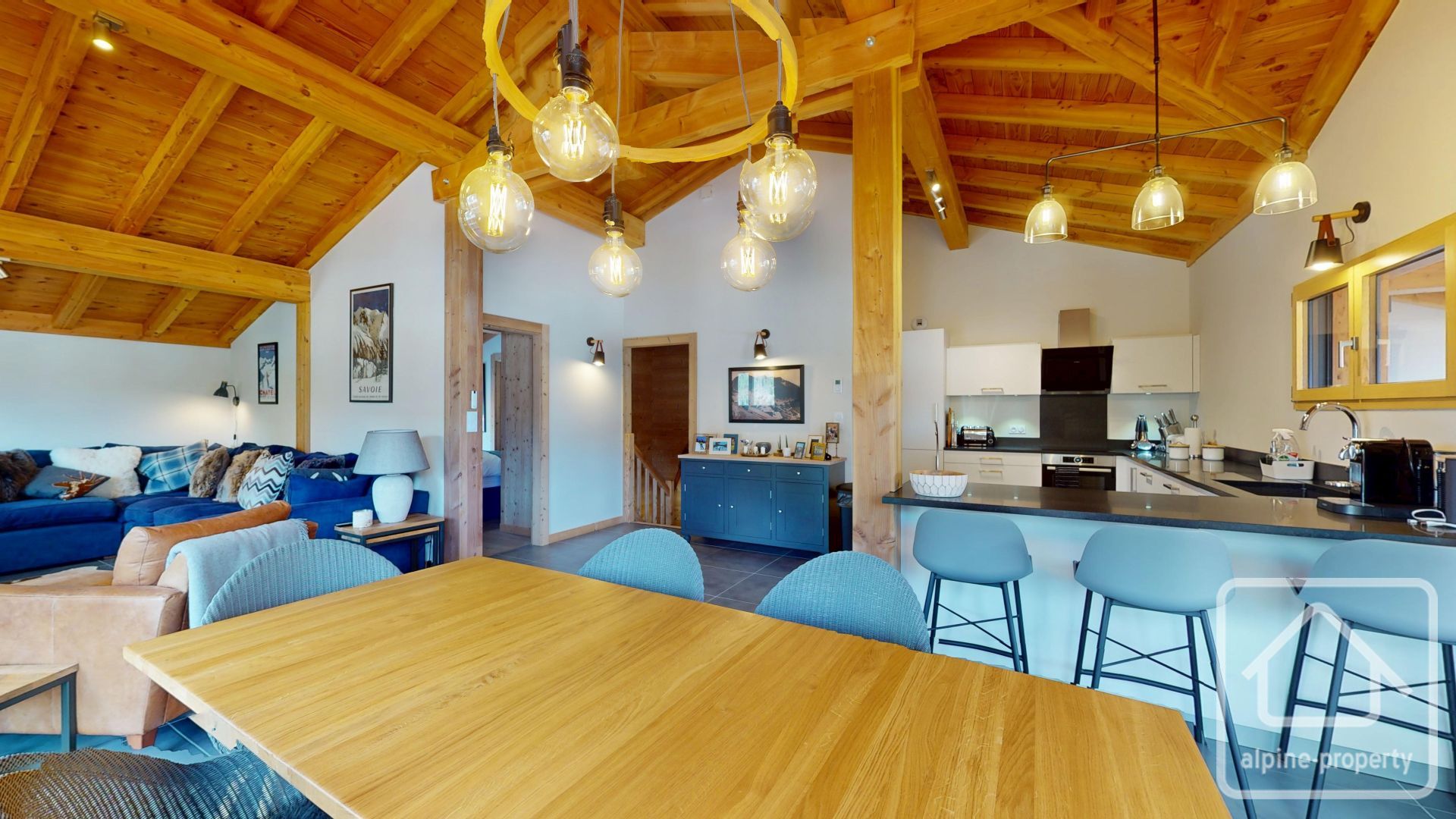 A Modern Semi Detached Chalet In An Excellent Location Not Far From The Centre Of Chatel. – CHALETETRINGA