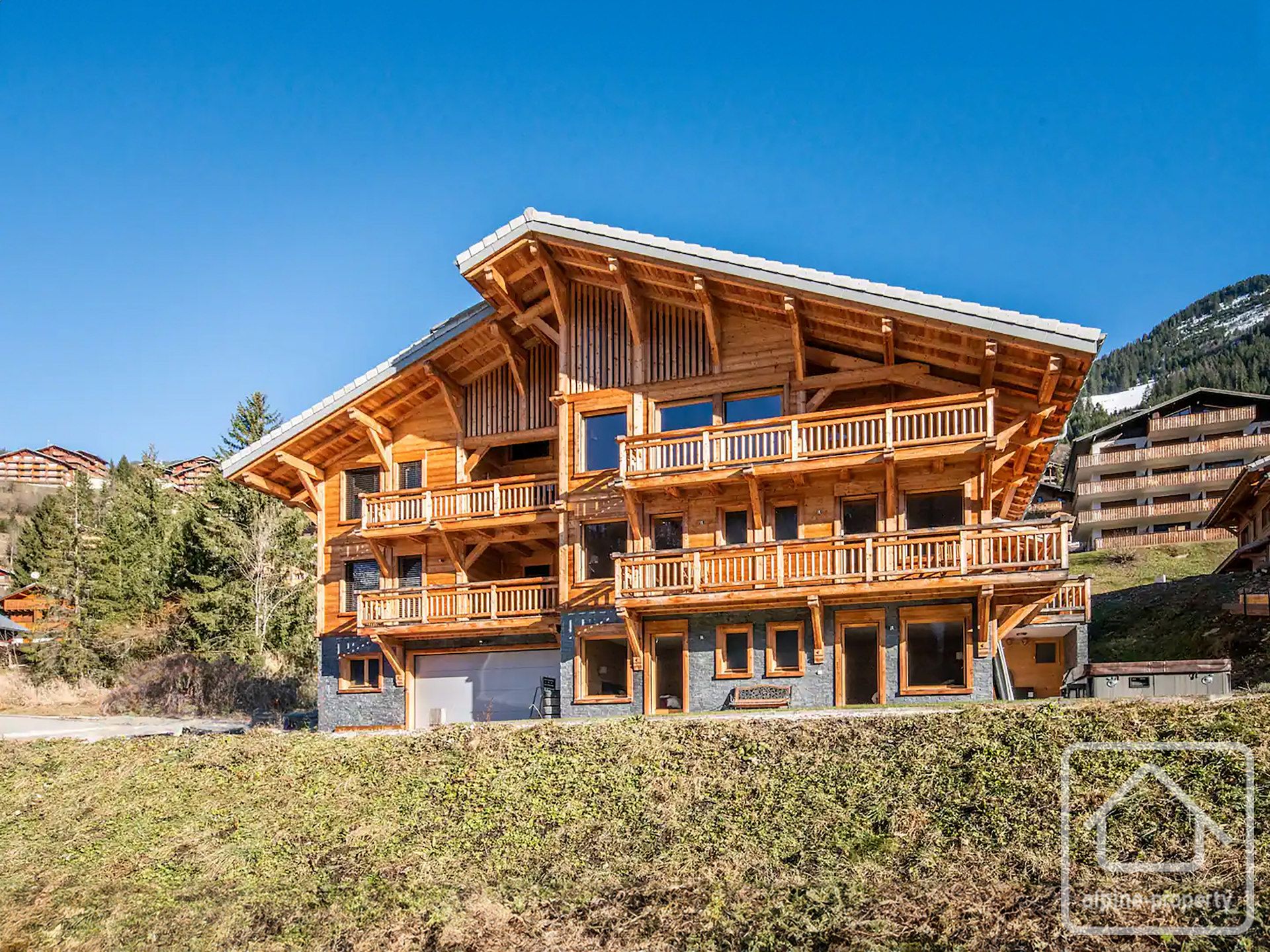 A Stunning, Modern And Energy Efficient Chalet With Far Reaching Views. – CHALET3CANARDS
