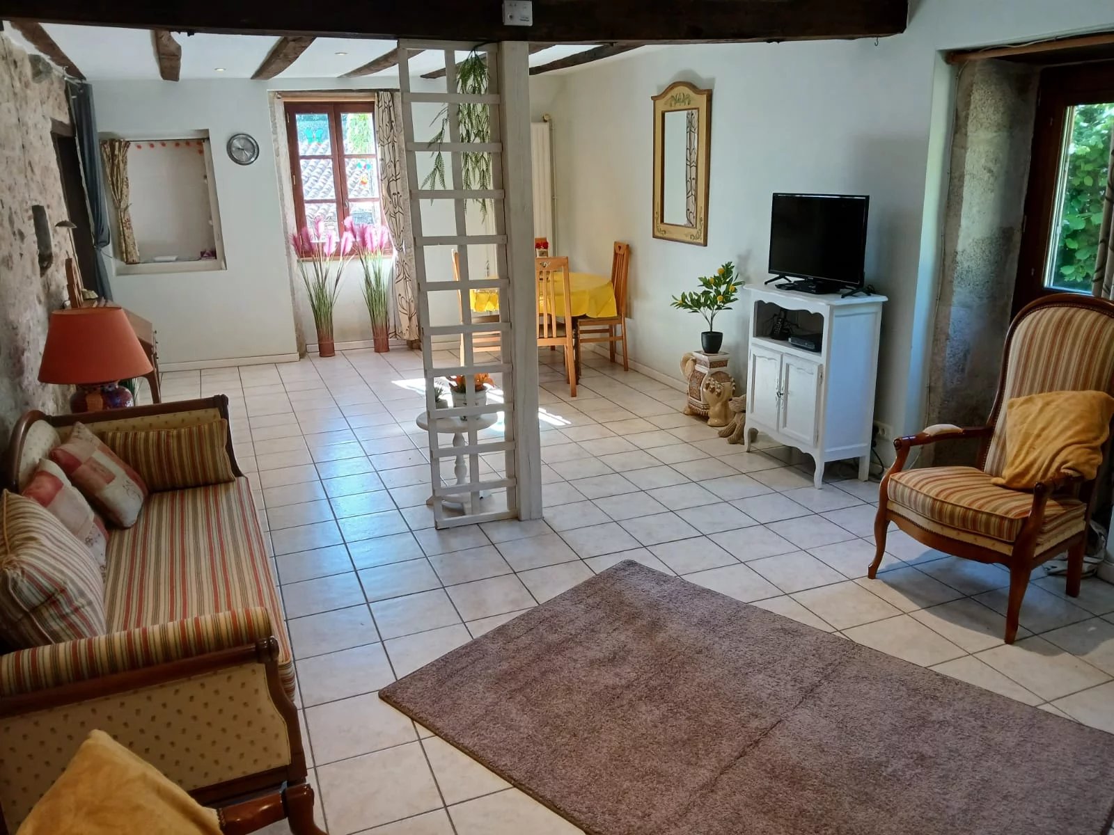 Superb collection of dwellings and outbuildings on 2.8 Hectares with river access, Limousin – France – BVI81540