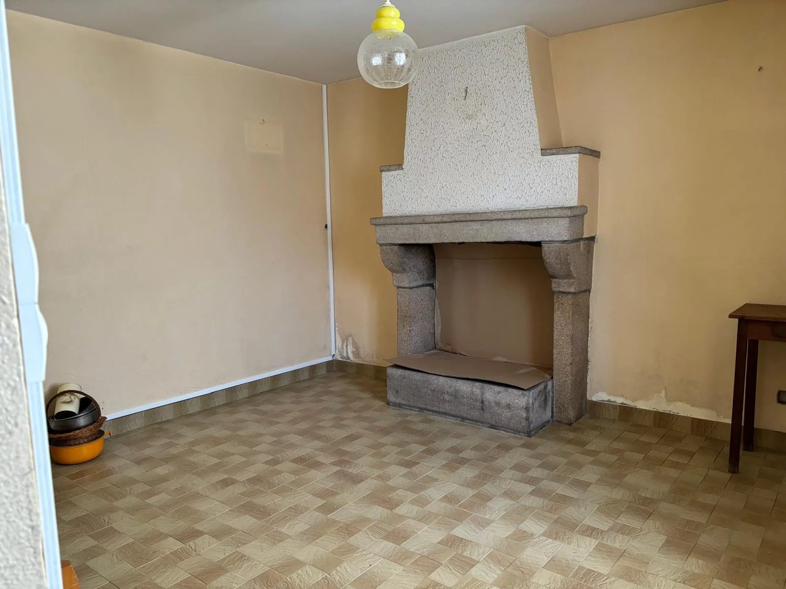 Peaceful family home in a forest setting, Limousin – France – BVI77435