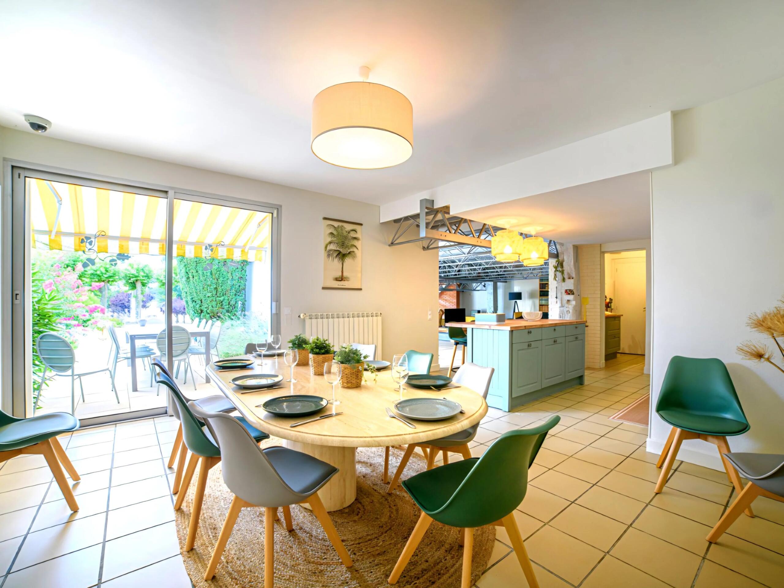 Modern barn conversion and traditional family farmhouse, Aquitaine – France – BVI75799