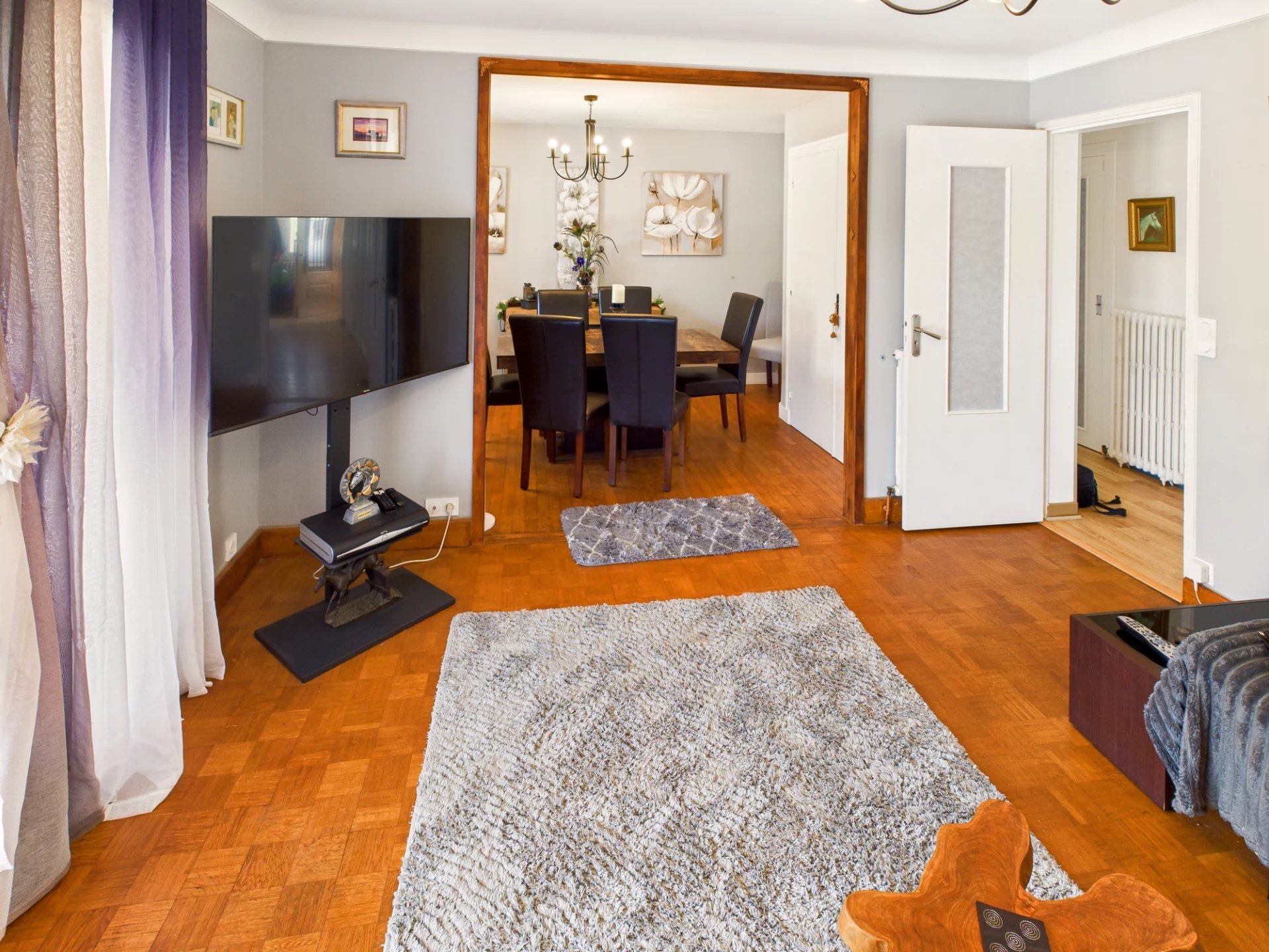 Superb 5-bed Village Property Close to All Amenities, Poitou-Charentes – France – BVI81410