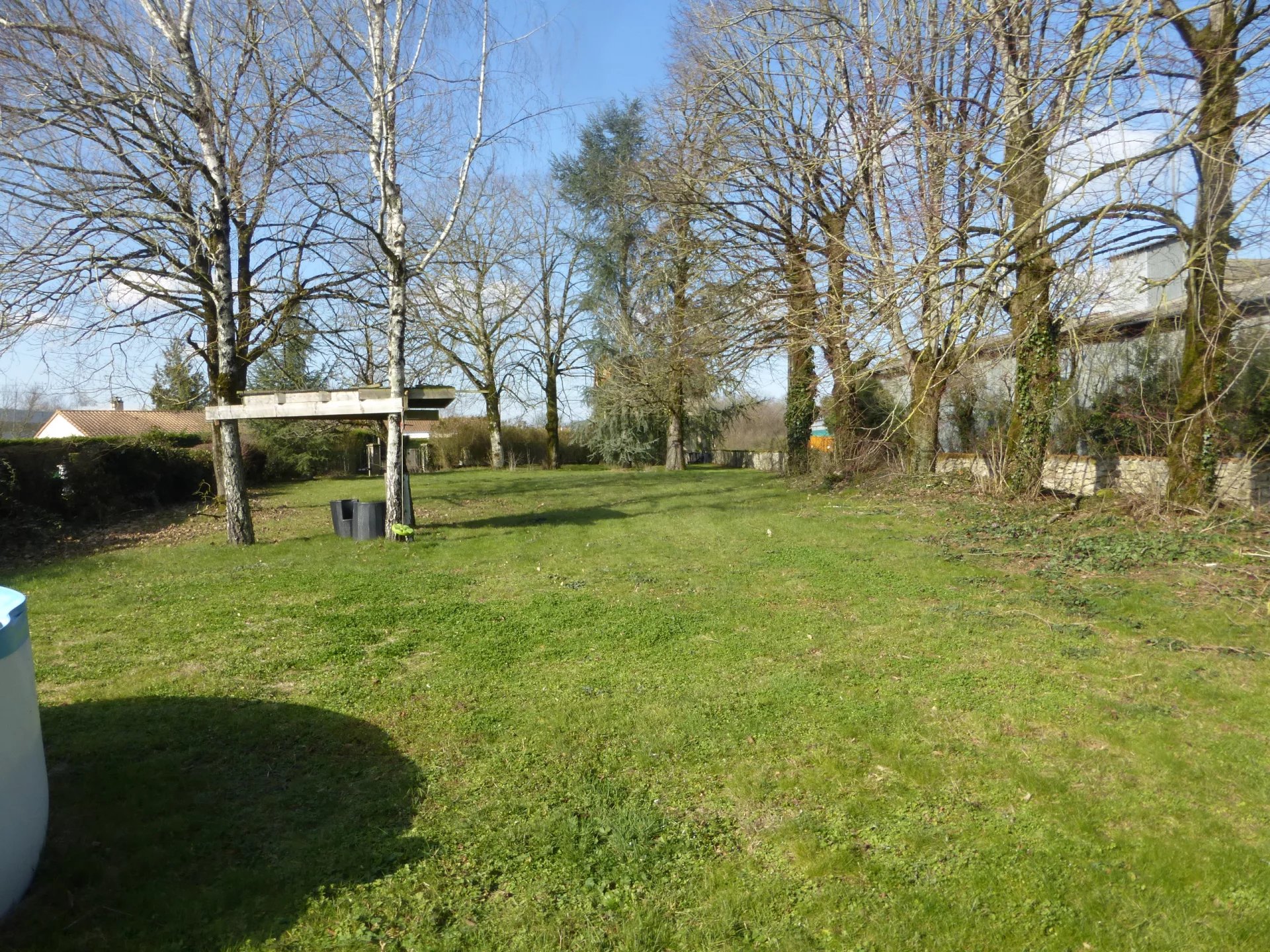 Stylish detached house to refresh, Poitou-Charentes – France – BVI81526