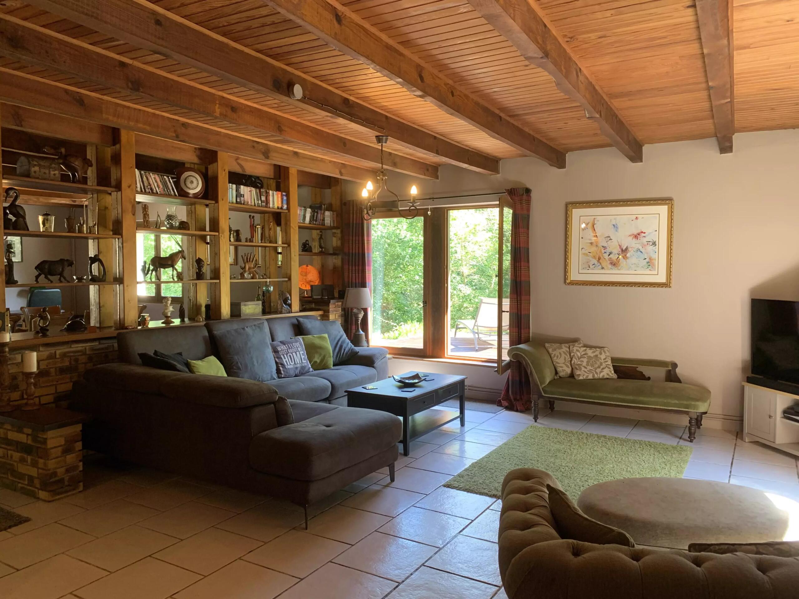 Single-storey home with well-stocked fishing lakes and beautiful mature gardens, Aquitaine – France – BVI81345