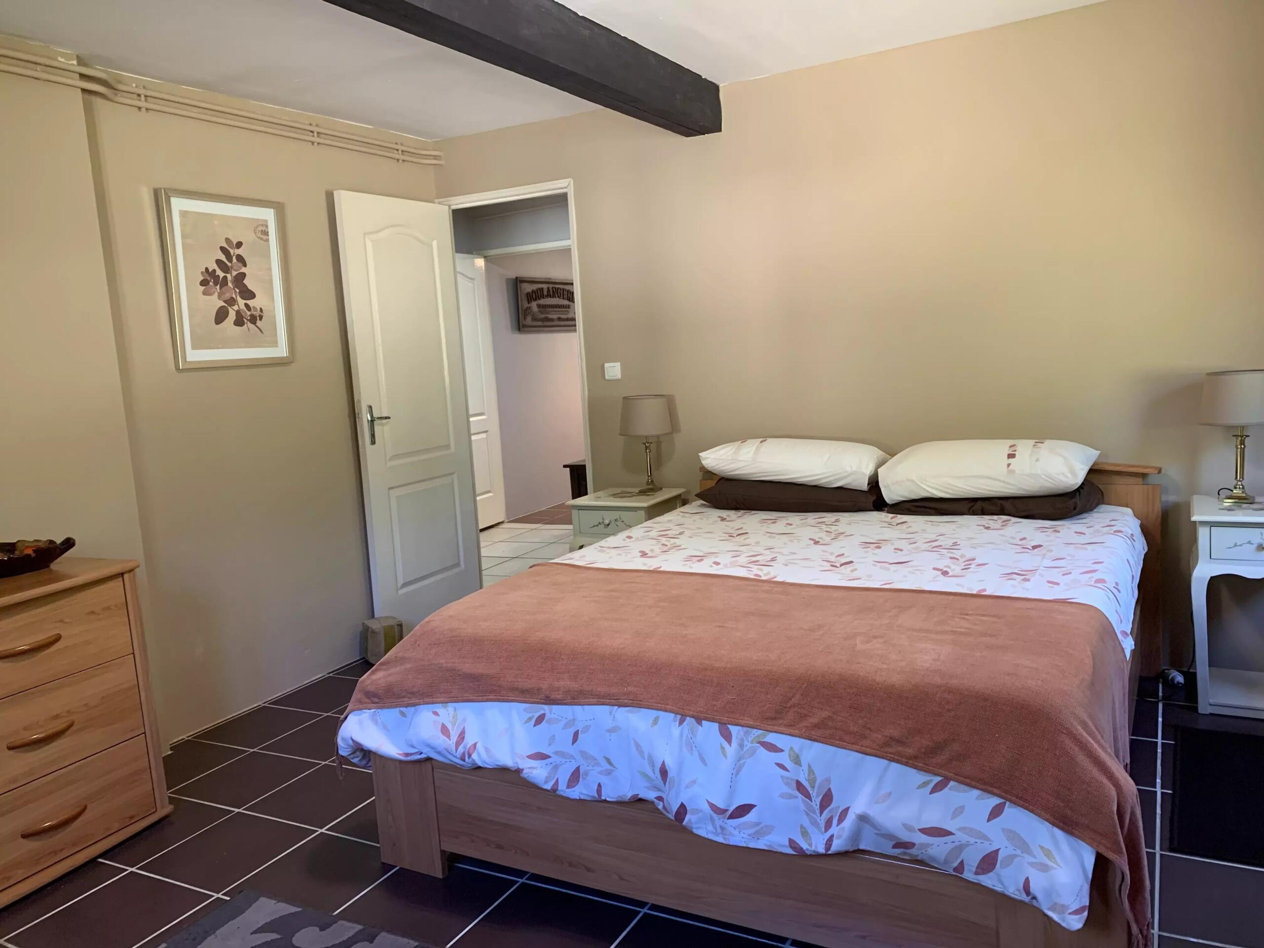 Single-storey home with well-stocked fishing lakes and beautiful mature gardens, Aquitaine – France – BVI81345