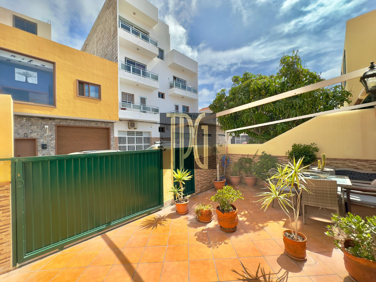 3 Bedroom Townhouse for sale in Las Rosas, Arona – OPN1852R