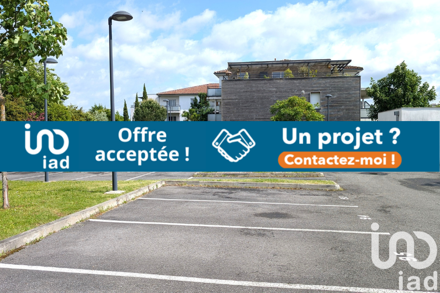 Parking in Castelginest, FR – 1798715