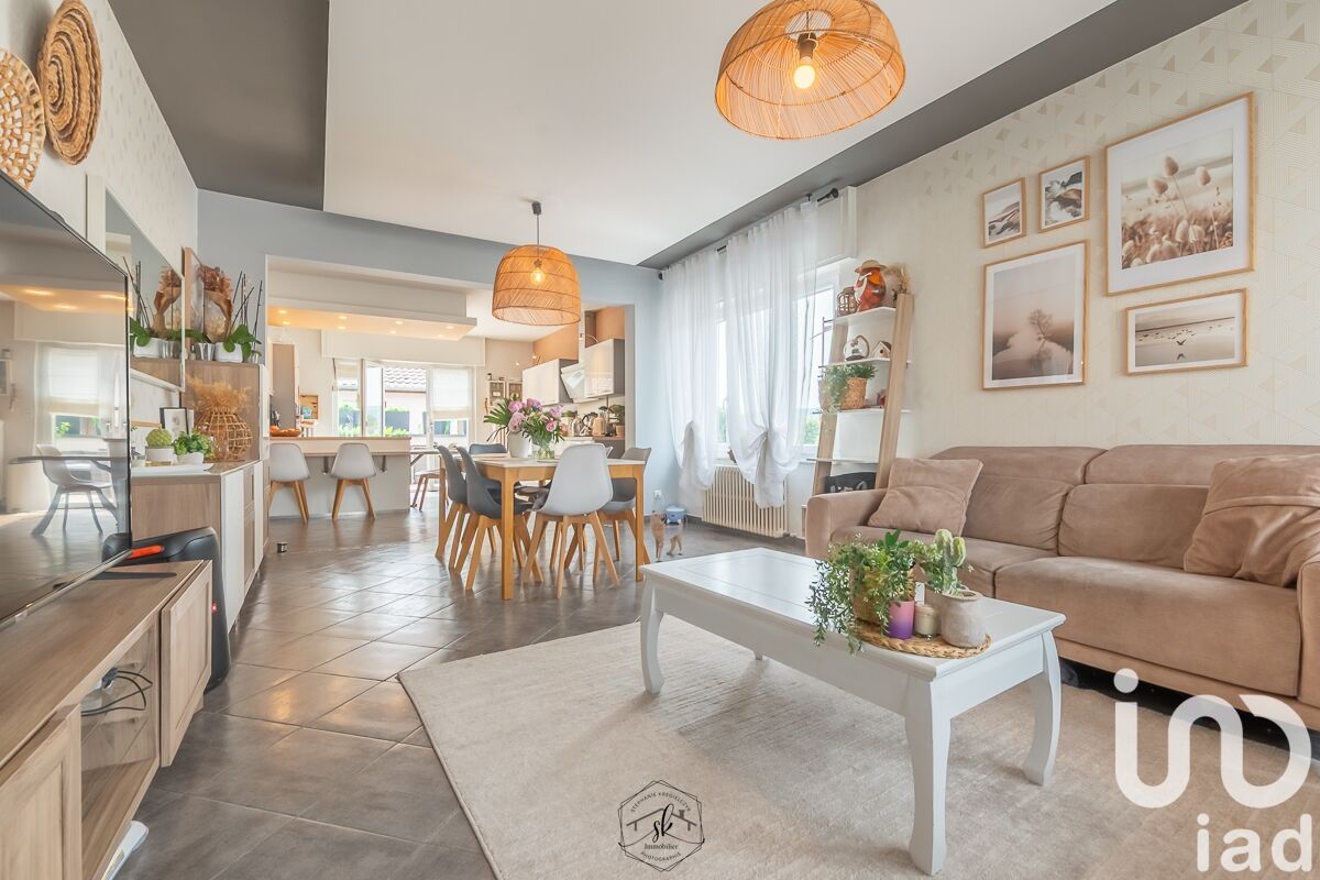 Maison in Florange, FR – 1800645