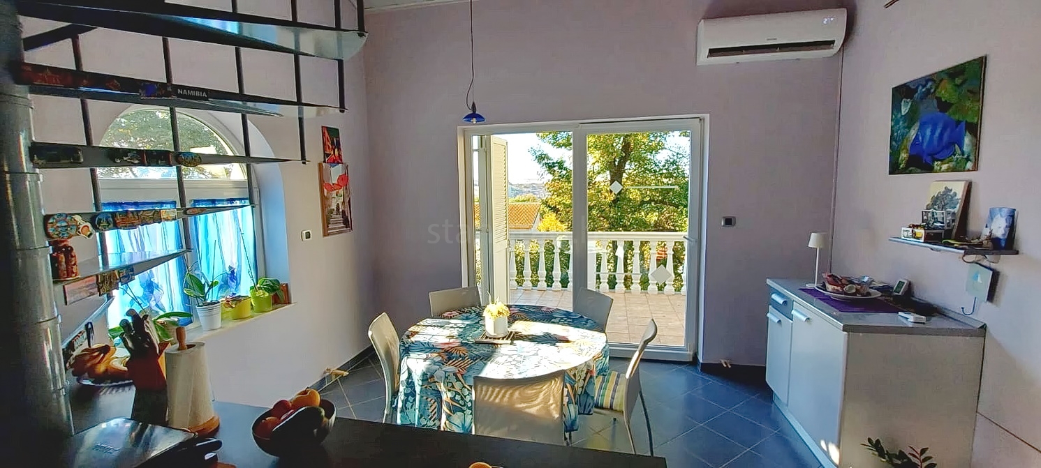 5 bedroom villa in Omišalj, Croatia – 103437