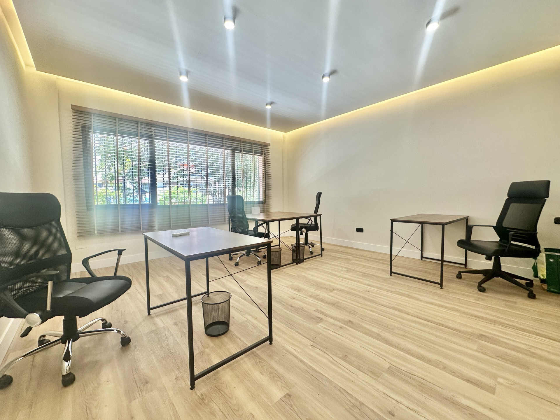 Office in Marbella, Malaga, Spain – 428-04656P