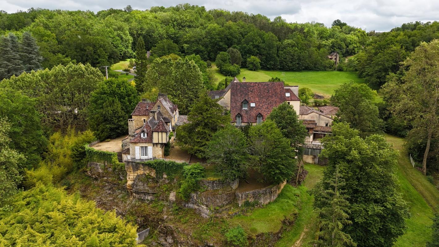 38 bedroom demeure in Sarlat La Caneda, Dordogne, France – 07AAD45972784737