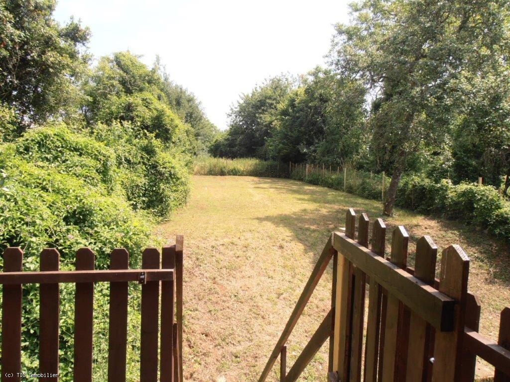 3 bedroom House in Ruffec, France – r7312