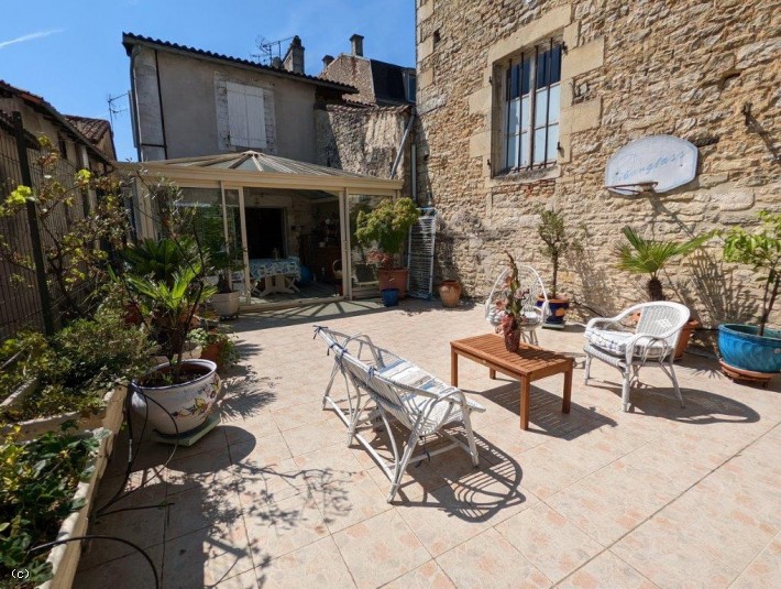 4 bedroom House in Ruffec, France – r7267
