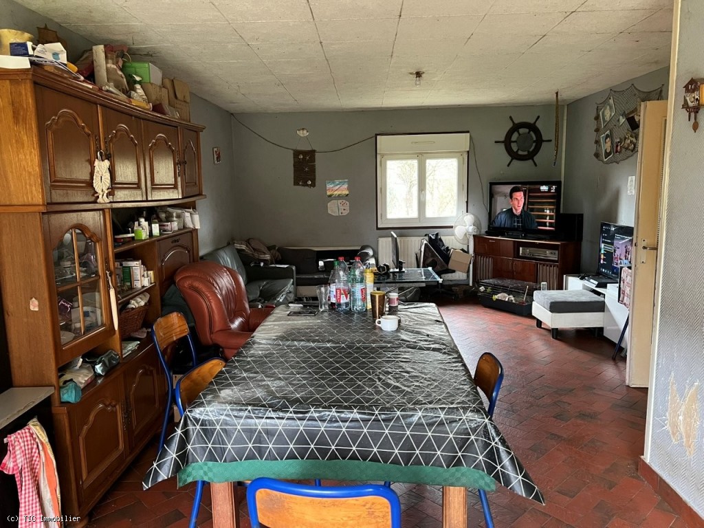 4 bedroom House in Ruffec, France – r7199