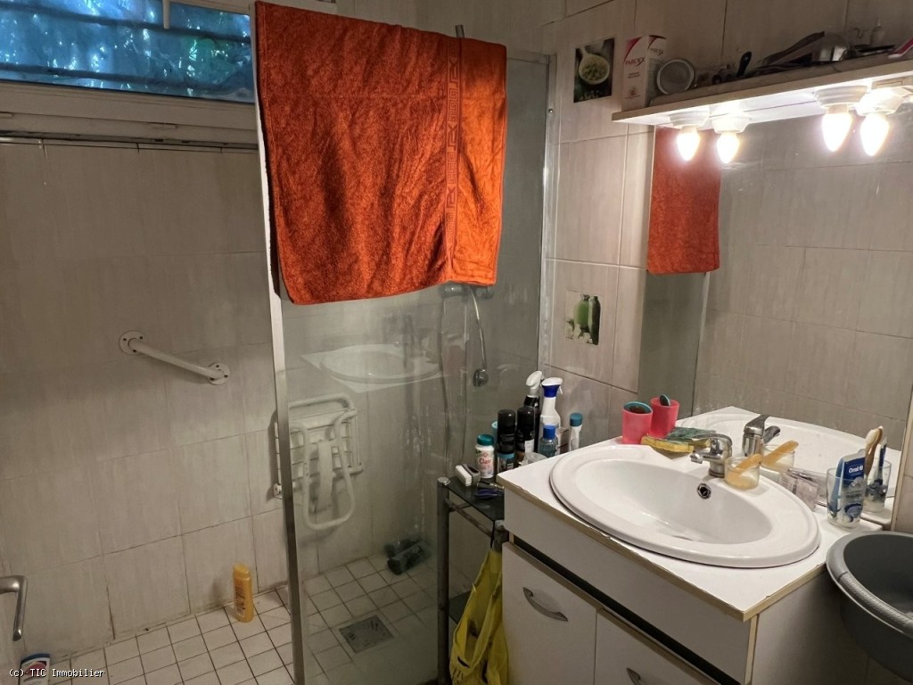 4 bedroom House in Ruffec, France – r7199