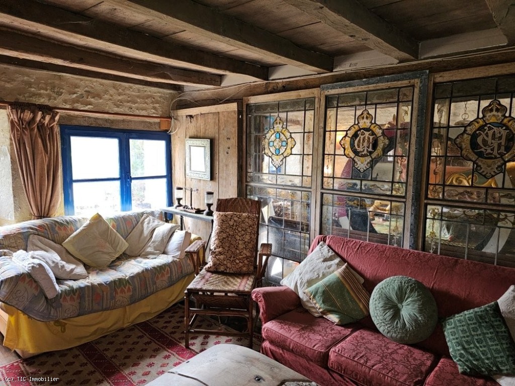 1 bedroom House in Saint-Claud, France – r7181